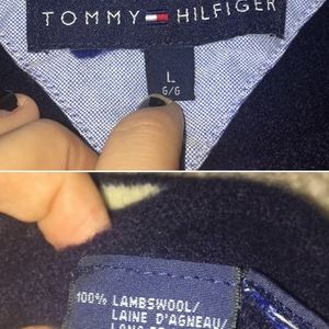 Tommy Hilfiger Sweater.